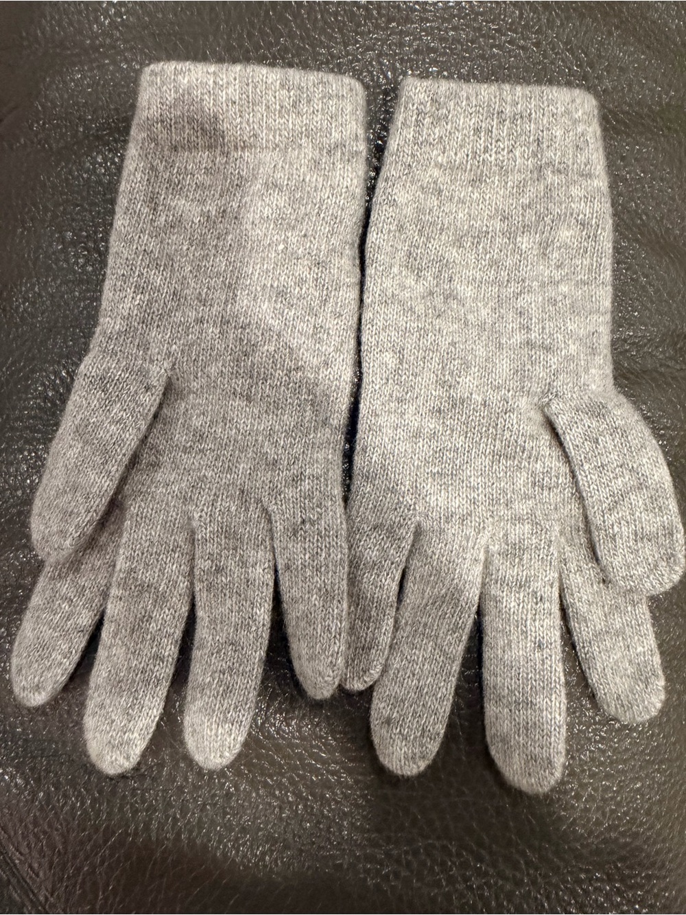 Portolano 100% Cashmere Gray Knit Gloves NWOT